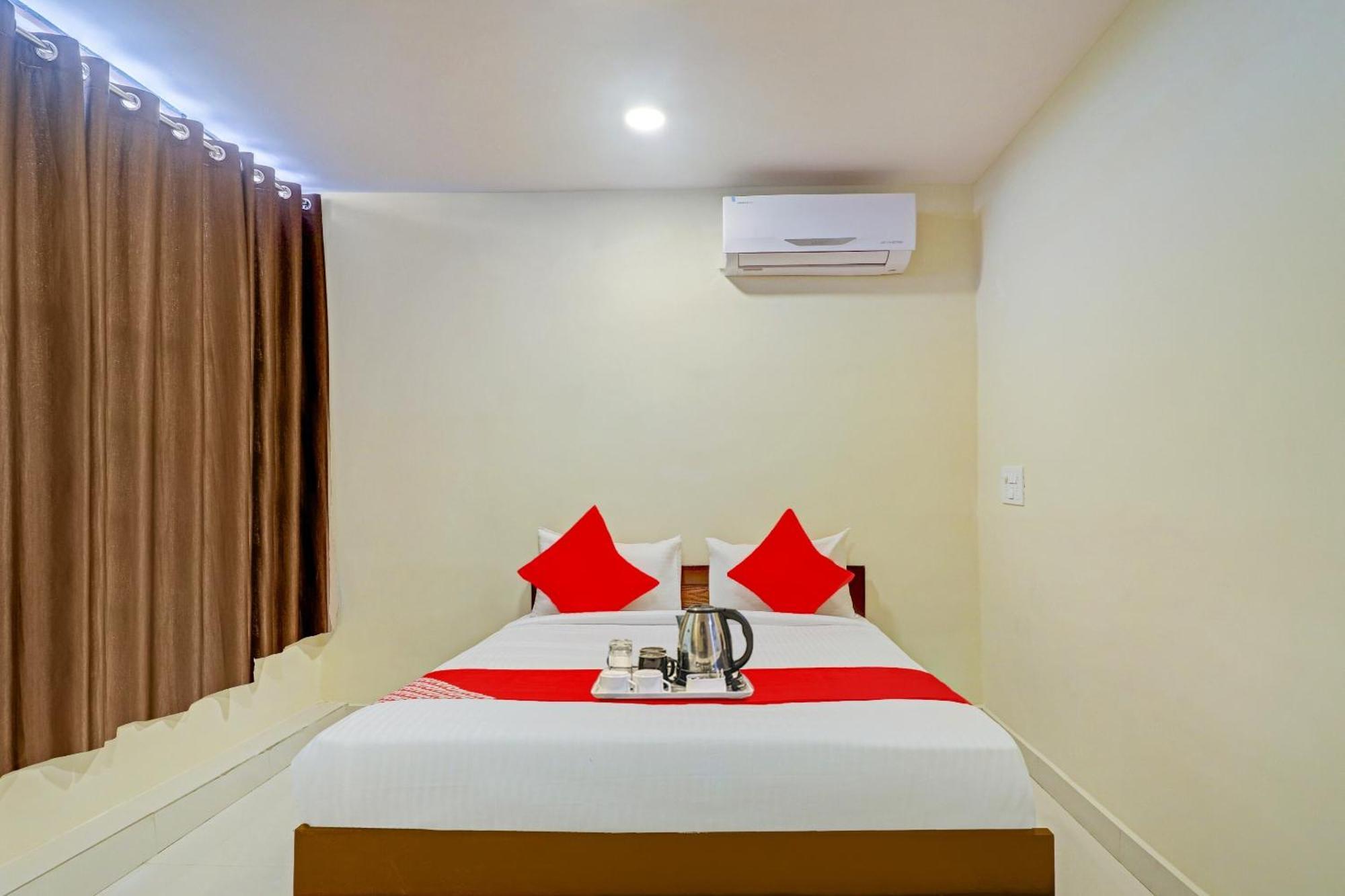 Hotel O Aayush Stay Inn Hyderabad Eksteriør billede