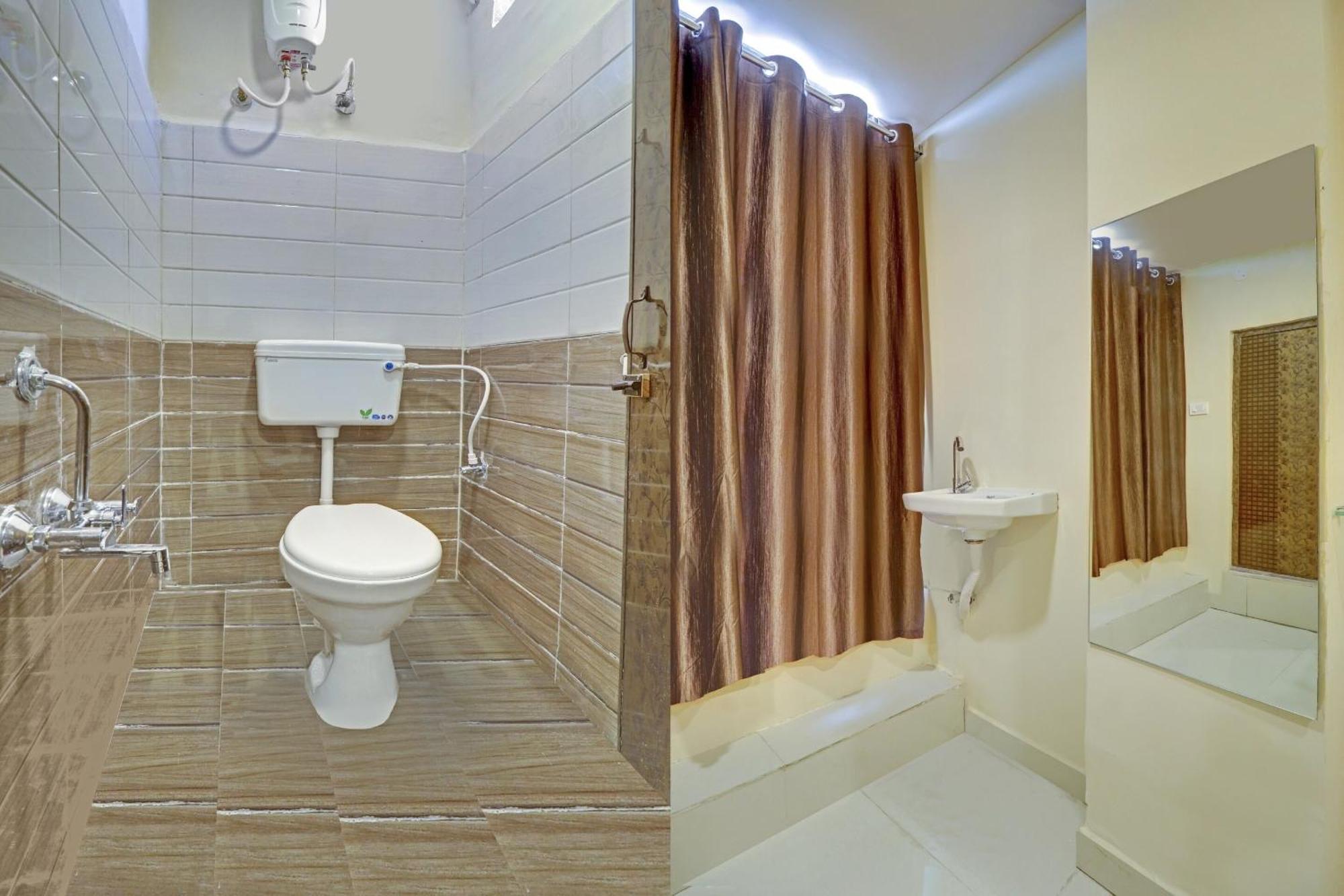 Hotel O Aayush Stay Inn Hyderabad Eksteriør billede